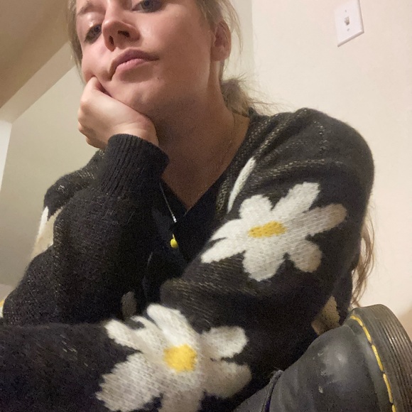 Meet your Posher, Kourtney - Picture 3 of 7